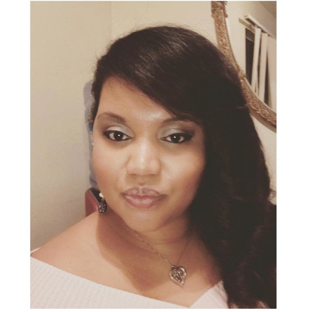 Meet your Posher, Kiki